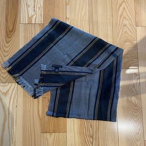 Banana Republic Men’s Scarf